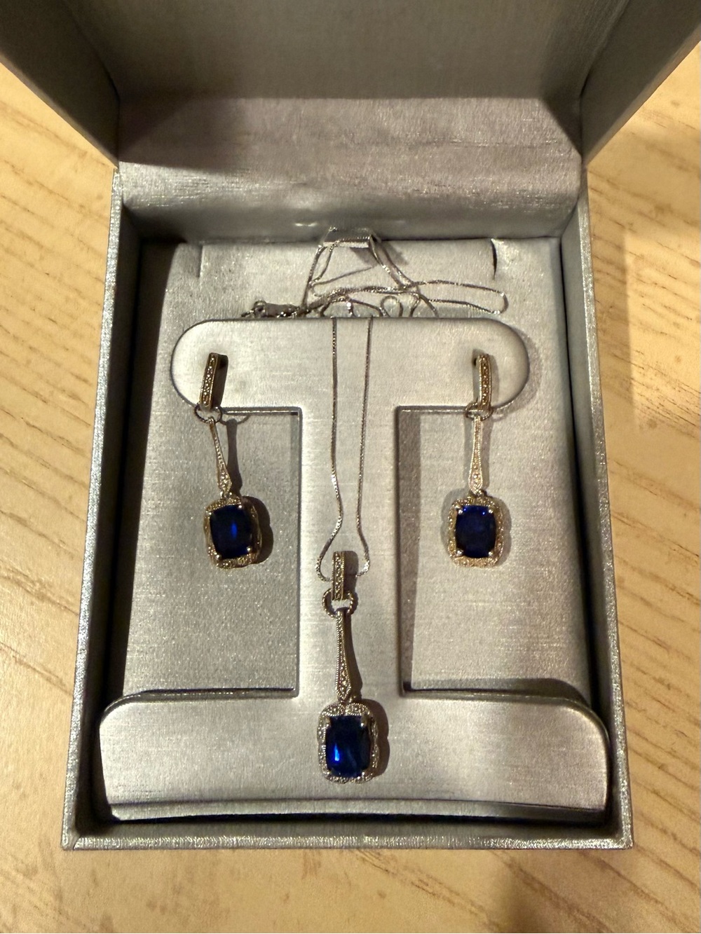 Zales CZ sapphire necklace and earring set